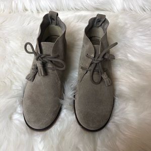 Hush puppies suede boot